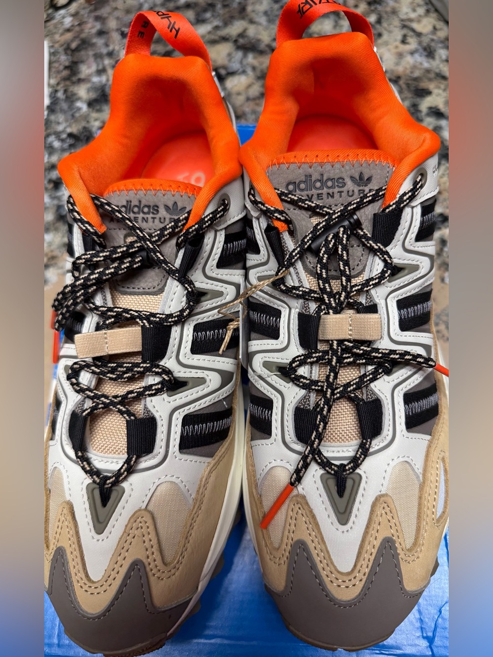 Adidas men’s 9.5 hyperturf shoes- new in box